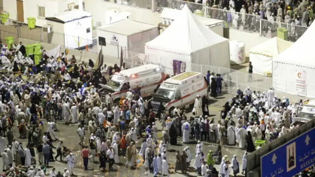 Sejumlah negara menyebut insiden Mina telah menewaskan lebih dari 1.400 orang, tetapi keterangan resmi Arab Saudi menyebut ada 769 orang yang meninggal.