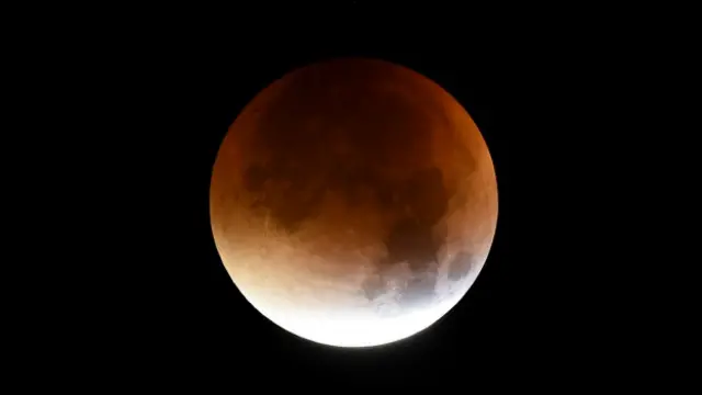 Лунное затмение