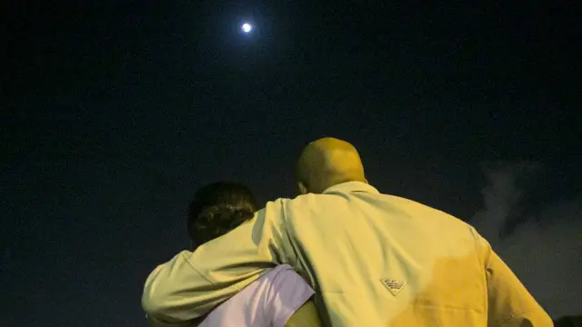 супермісяць