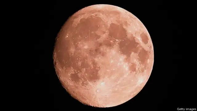 القمرالعملاق، صورة من بلجيكا