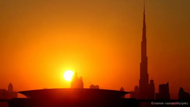 Número de visitantes e moradores estrangeiros tem subido em Dubai, congestionando a cidade