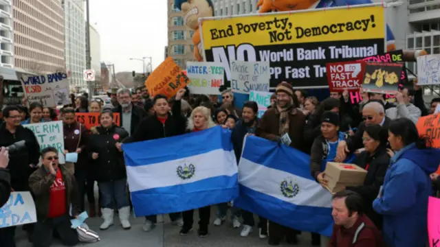 Manifestación contra mineras en El Salvador