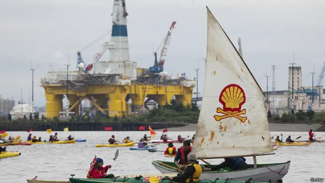 Проресты экологов против Shell