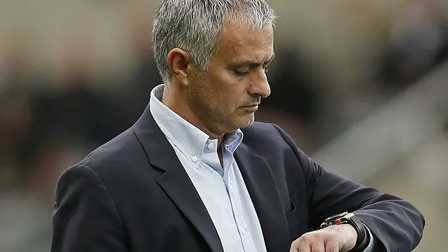 رفض مورينيو الدفع بلاعبه المخضرم جون تيري في آخر مباراتين في الدوري