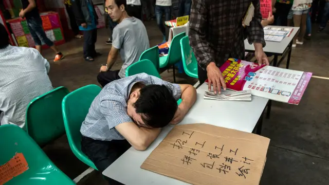 Pencari kerja di Cina