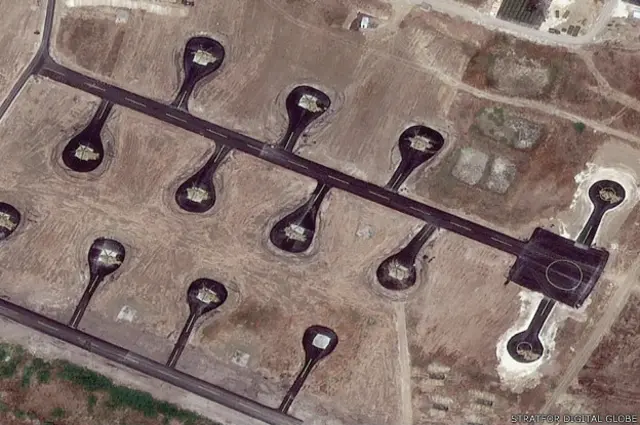 фото авиабазы с вертолетами МИ-24