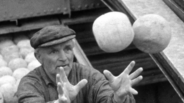 bolas de queso holandés