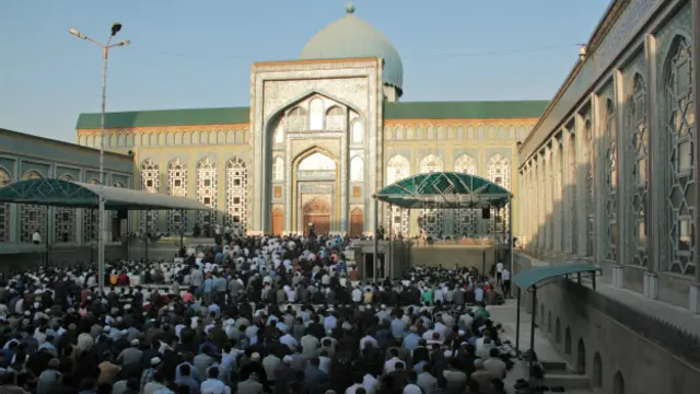 Центральная мечеть Душанбе