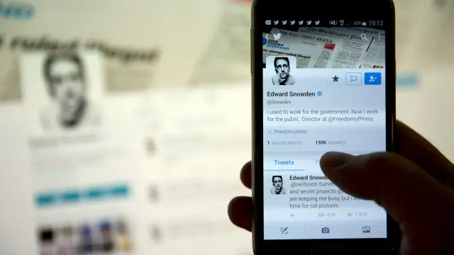 ایڈورڈ سنوڈن خود صرو این ایس اے کے فالوور بنے ہیں