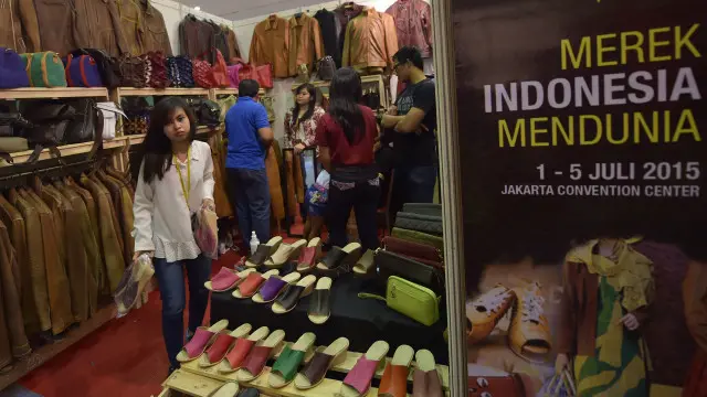 Banyak keluhan dari pebisnis skala kecil dan menengah tentang minimnya bantuan yang mereka terima dari pemerintah.