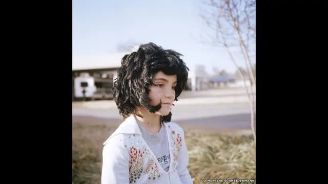 Little Girl, Elvis Presley Boulevard, from I Called her Lisa-Marie by Clementine Schneidermann