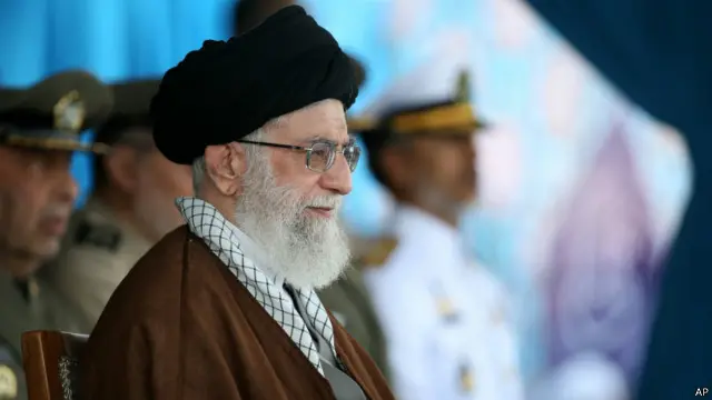 Ayətullah Əli Xamneyi 