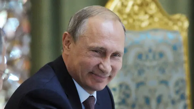 Việc ném bom một số nơi ở Syria được Nga nhanh chóng triển khai ngay sau khi được Thượng viện Nga chuẩn thuận