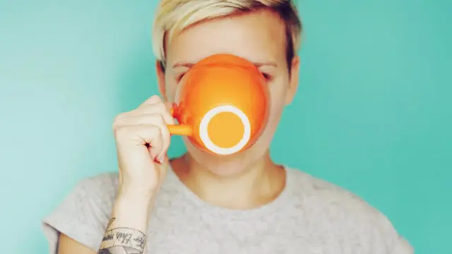 Традиционная чашка чая - как же без нее?