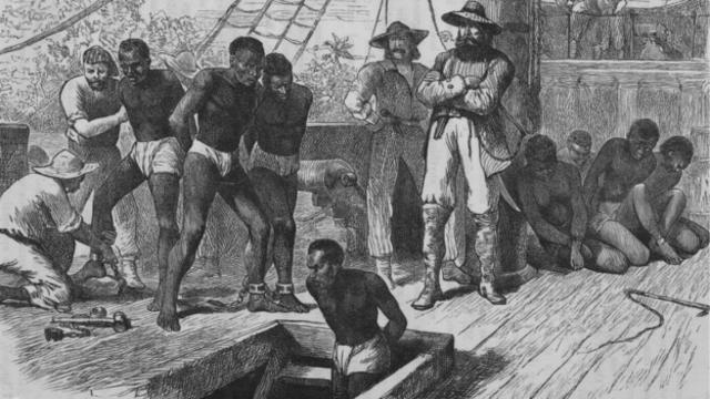在几个世纪以前，黑人被当做奴隶对待。