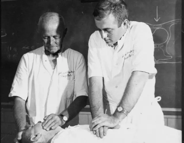 Knickerbocker y Dr Jude 