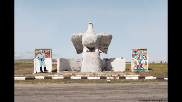 क्रिस्टोफ़र हर्विग/फ़्यूल