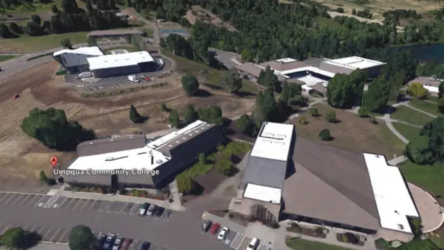 Кампус колледжа в Роузбурге, Орегон