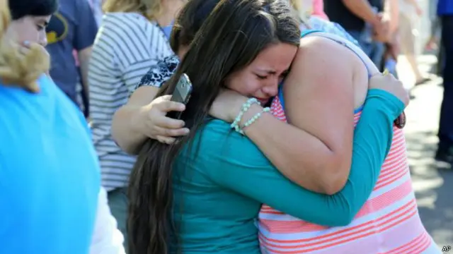 پولیس وايي، پېښه کې لږترلږه ۲۰ کسان ټپیان هم دي