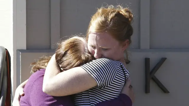 Penembakan di sekolah berulang kali terjadi di Amerika Serikat. Insiden penembakan di SD Sandy Hook pada 2012 adalah contohnya.