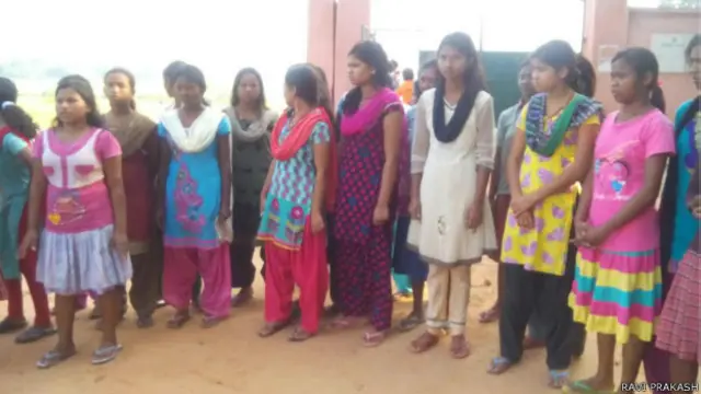 झारखंड स्कूल छात्राएं