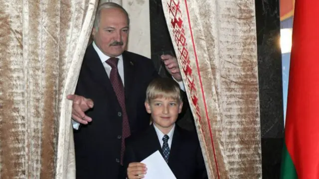 Батько і син Лукашенки