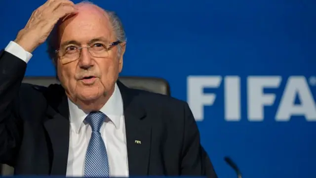 بلاتر يقول إن استقالته الآن ليست في صالح الفيفا