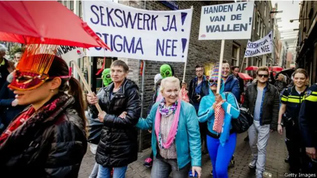 एम्सटरडम की यौनकर्मियों का जुलूस.