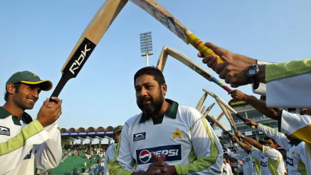  انضمام الحق نے دو ہزار سات میں بین الاقوامی کرکٹ سے ریٹائرمنٹ لے لی تھی