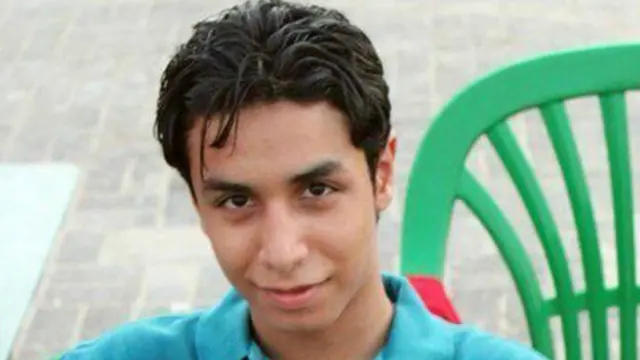 Ali el Nimr 17 yaşındayken işlediği iddia edilen suçlar nedeniyle ölüme mahkum edildi. 