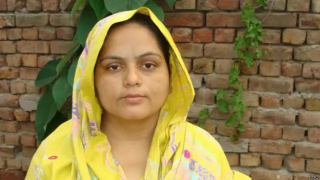 فیصل آباد میں مقیم سکھ برادری کی سرگرم کارکن صائقہ کور نے کہا کہ ترمیمی آرڈیننس کے نفاذ کے بعد پنجاب کی مذہبی اقلیتیوں کے لیے جمہوری نظام میں کوئی حصہ نہیں رہا