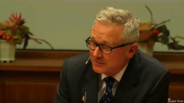 弗斯伯格教授強調，獎項不是頒給中醫藥的。