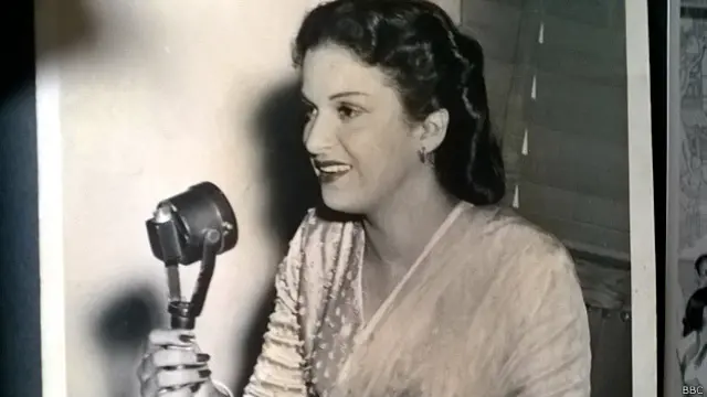 کامنی کوشل بعد میں ریڈیو اور ٹی وی سے منسلک ہو گئی تھیں