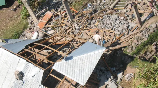 آٹھ اکتوبر 2005 کے زلزلے سے سب سے زیادہ تباہی پاکستان کے زیرِ انتظام کشمیر میں ہوئی