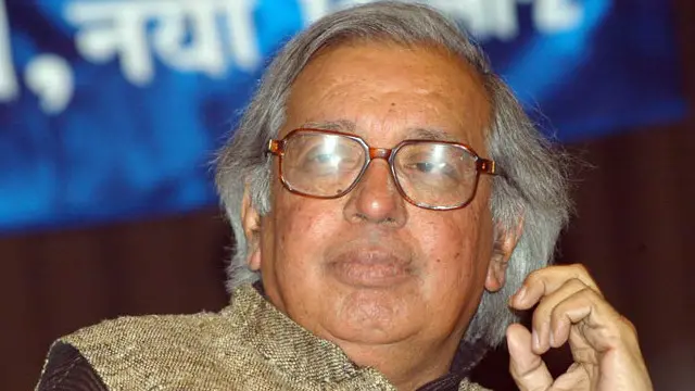 اشوک واجپئی ہندی کے معروف شاعر اور ادیب ہیں