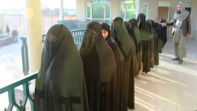 پیش از افزایش افراط‌گرایی در مدارس دینی در افغانستان گزارش شده بود