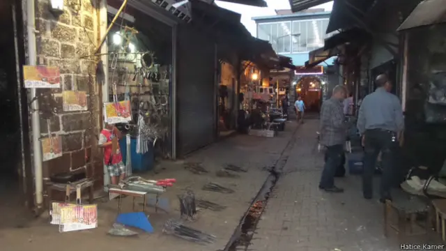 Sur mahallesinin ünlü Demirciler Çarşısı