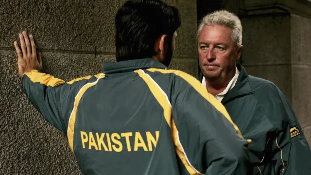 آنجہانی باب ولمر بال اسوقت پاکستان کرکٹ ٹیم کے کپتان تھے