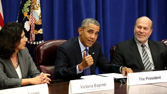 Presiden AS Obama menyatakan bahwa TPP adalah perjanjian perdagangan yang "menetapkan aturan abad 21".