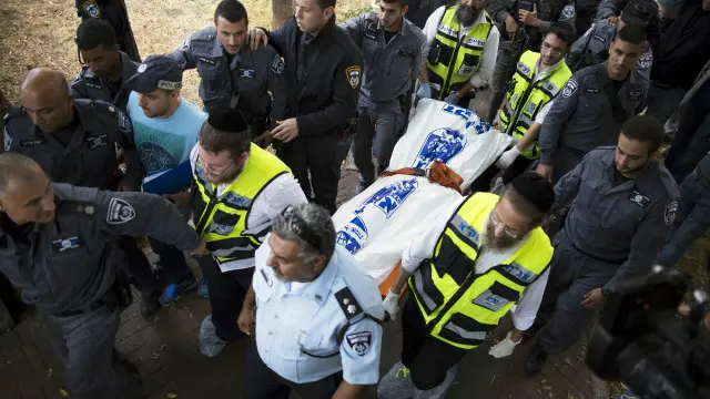 تقول الشرطة الإسرائيلية إنها قتلت أمجد الجندي بعد طعنه جنديا إسرائيليا.