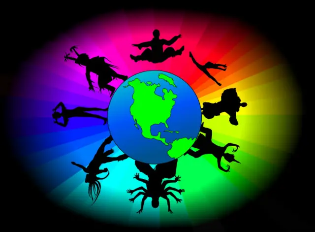 Люди на фоне земного шара