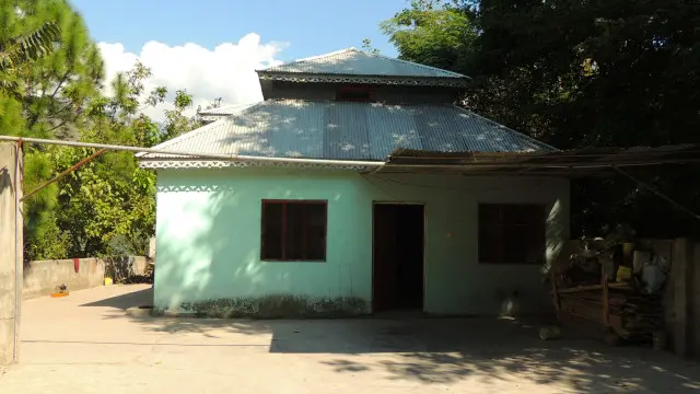 سکول کی نئی عمارت اس طرز پر بنائی گئی ہے کہ زلزلے میں منہدم نہ ہو