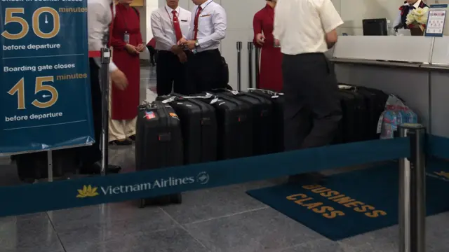 VNA ra qui định phi hành đoàn không mang vali to cho các chuyến bay tầm ngắn và trung. 