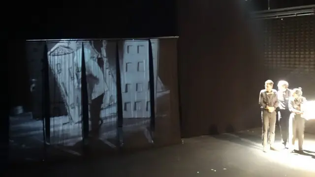 Situasi yang bisa dialami dalam berbagai bentuk di seluruh belahan dunia: perasaan ditolak dan dicampakkan.