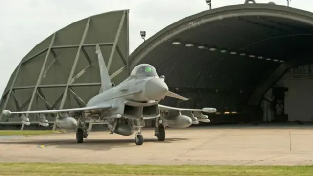 2014-cü ildə regionda Britaniyanın Typhoon təyyarələri yerləşdirilib. 