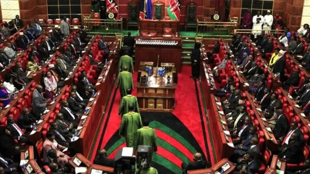 ملک میں پارلیمانی پبلک اکاؤنٹ کمیٹی اخراجات سے متعلق جن پہلوں کی جانچ کر رہی ہے اس لسٹ میں سرکاری خرچے پر جنسی کھلونے خریدنے کا معاملہ بھی شامل ہے