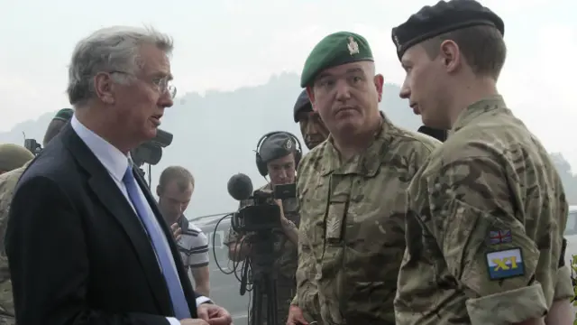 Майкл Фэллон на Украине