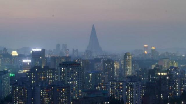 Pyongyang de noche
