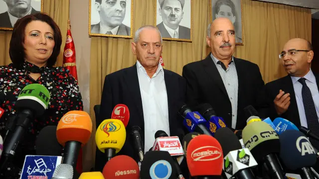 National Dialogue Quartet အဖွဲ့ဟာ တူနီးရှား လူမှုရေး အဖွဲ့အစည်း ၄ ခုက စေ့စပ်ညှိနှိုင်းသူတွေနဲ့ ဖွဲ့စည်းထား။