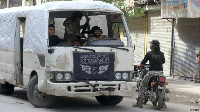 مقاتلون من الجيش الحر